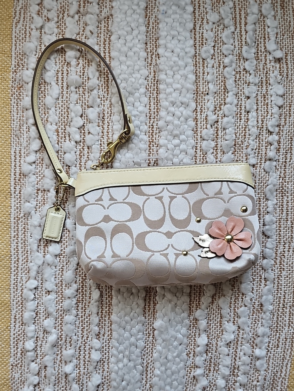 Coach Audrey Sun Signature Floral Applique Wristlet